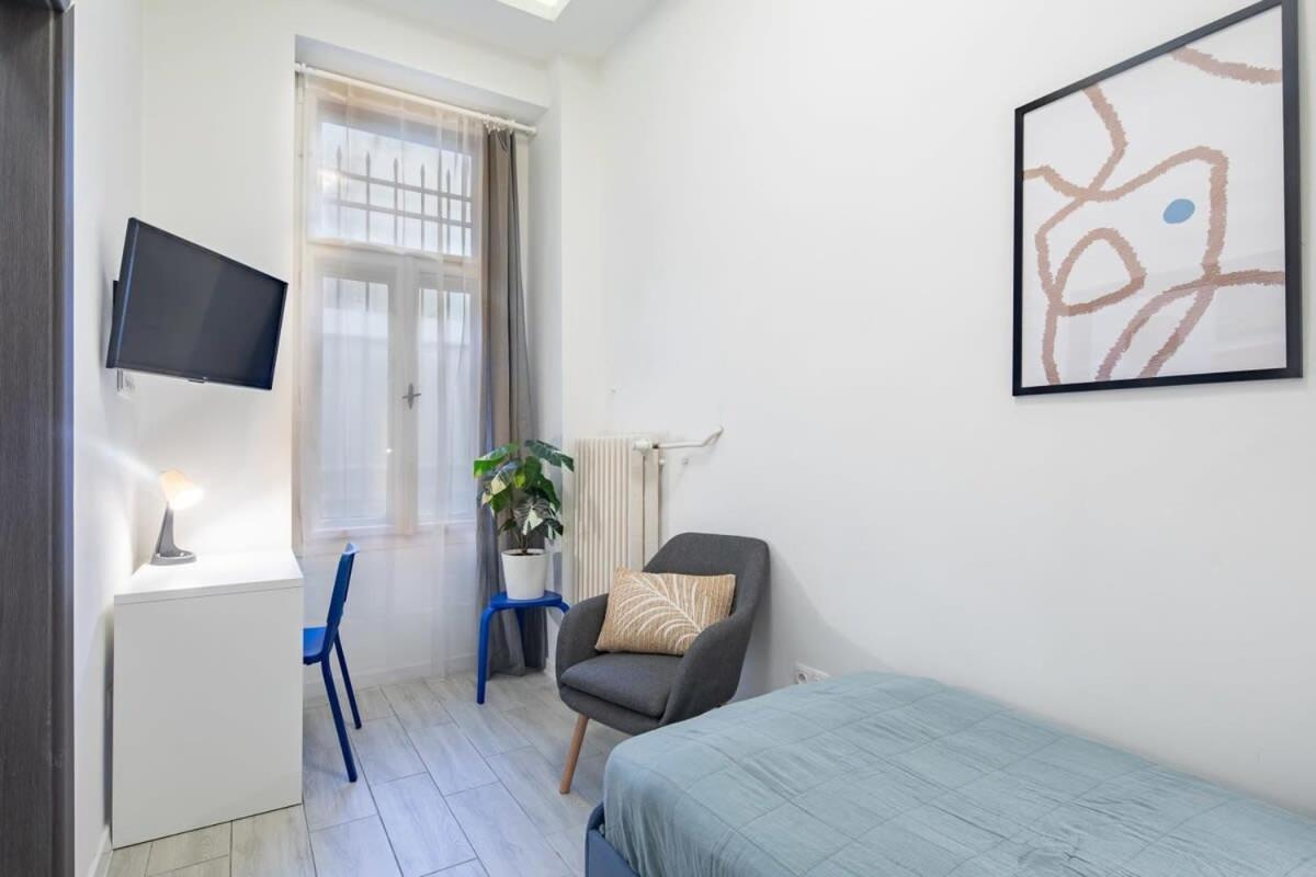 Central Room For Solo Traveller Budapeste Exterior foto